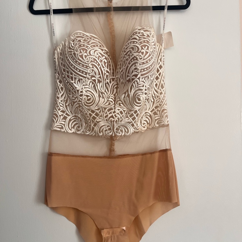 Martina Liana white embroidered body suit